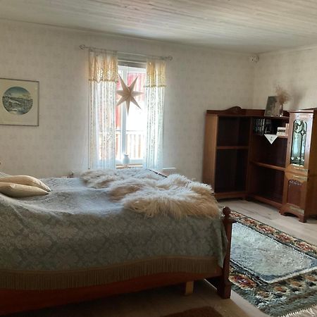 Snaellfaell Country Living - Akerbo Gard Charmigt Renoverad Flygel Kristinehamn Esterno foto