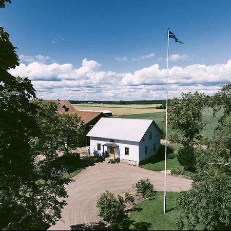 Snaellfaell Country Living - Akerbo Gard Charmigt Renoverad Flygel Kristinehamn Esterno foto
